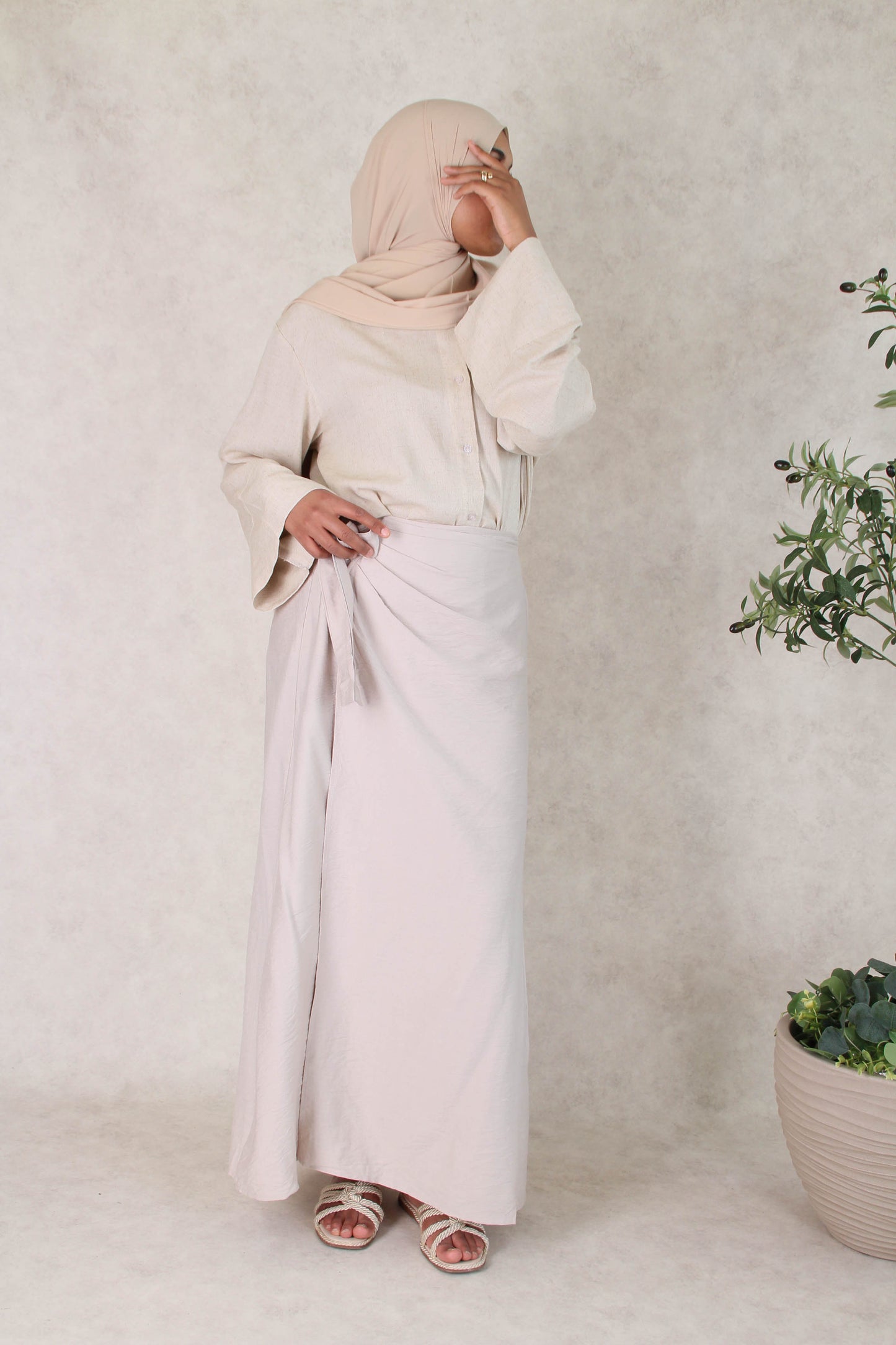 Jupe Portefeuille – Effet Lin Élégant beige