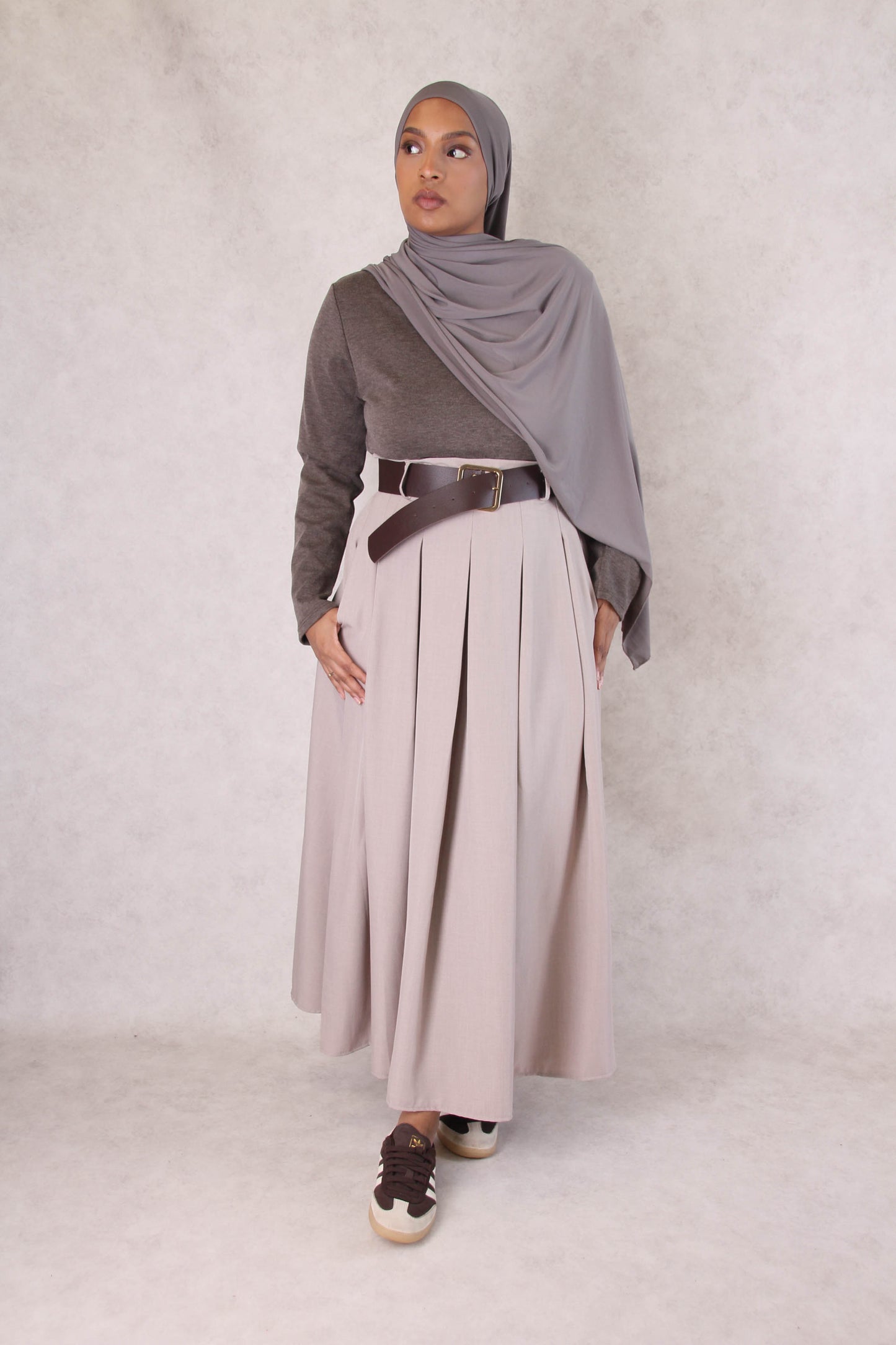 Robe 2 en 1 Plissée Taupe