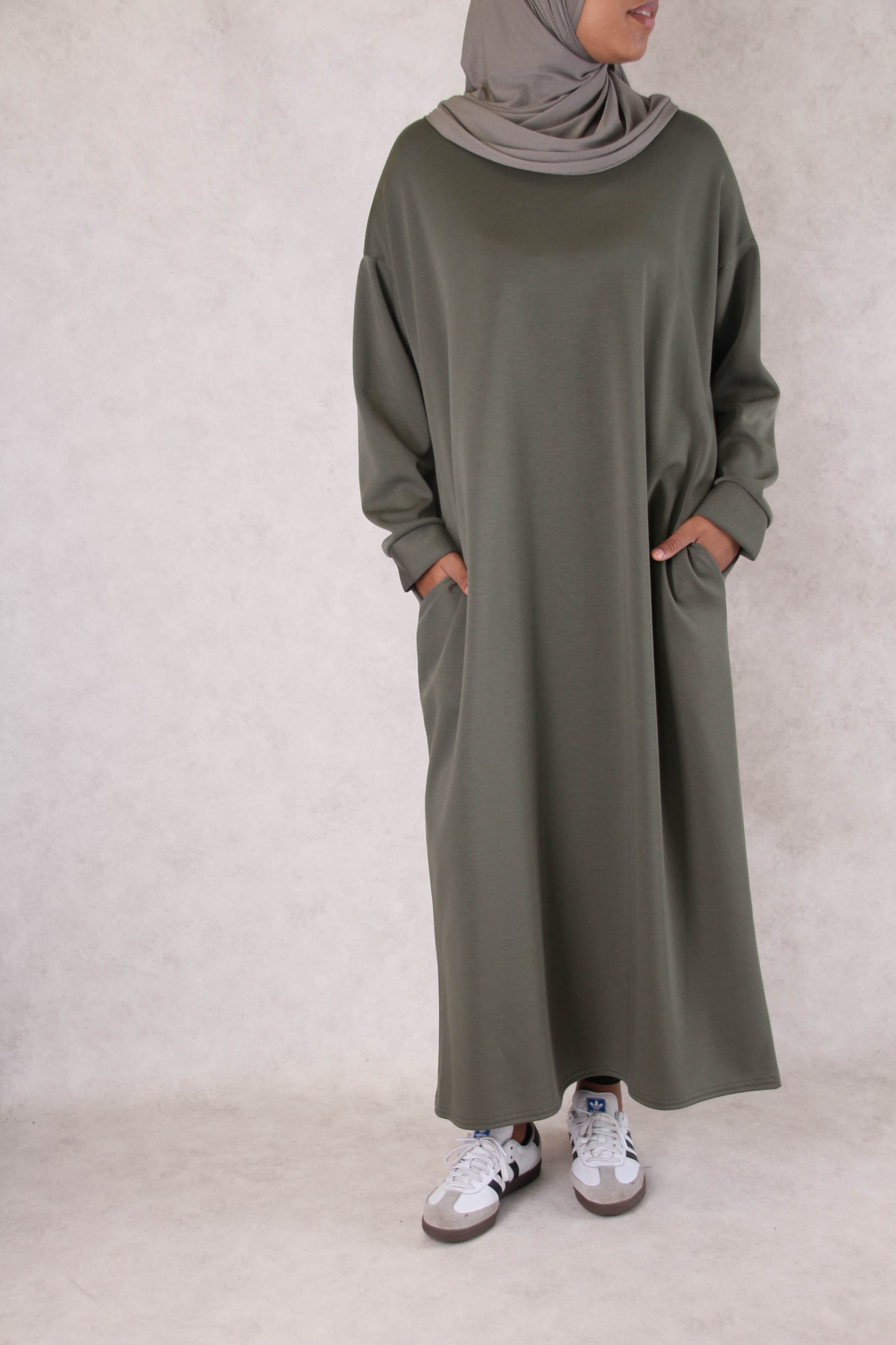 Pull Robe Essential - Kaki